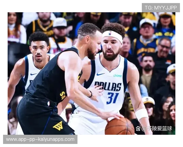 库里在季后赛前夕亲自为球员打气录制视频，团队凝聚力登顶